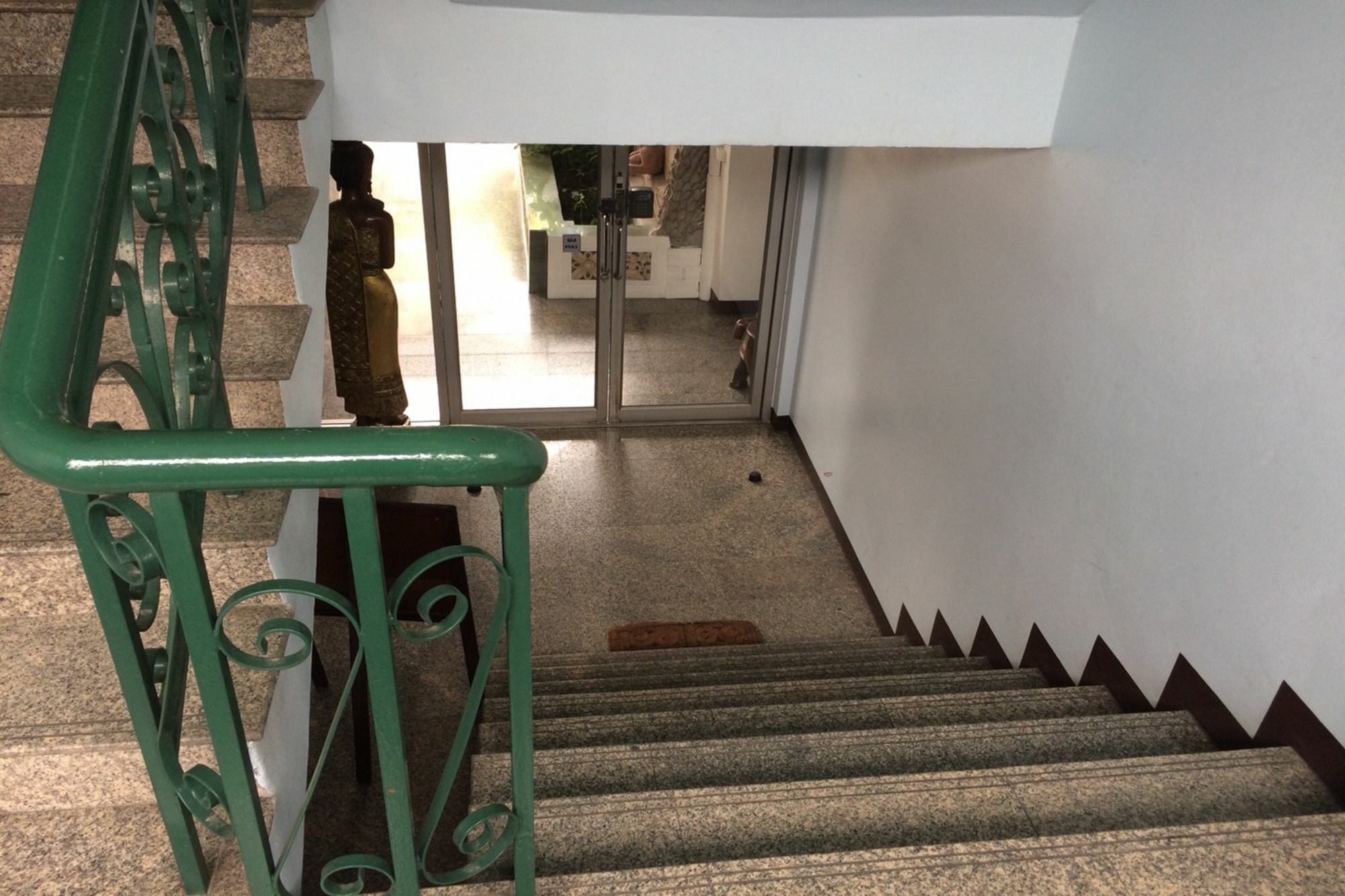 Baan Khun Mae Apartment Bangkok Zewnętrze zdjęcie